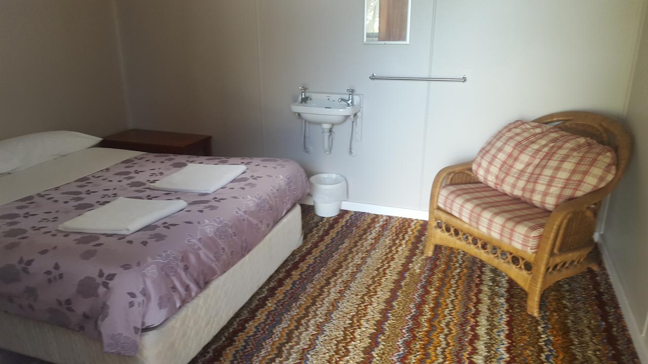 Tingle All Over Budget Accommodation Walpole Esterno foto
