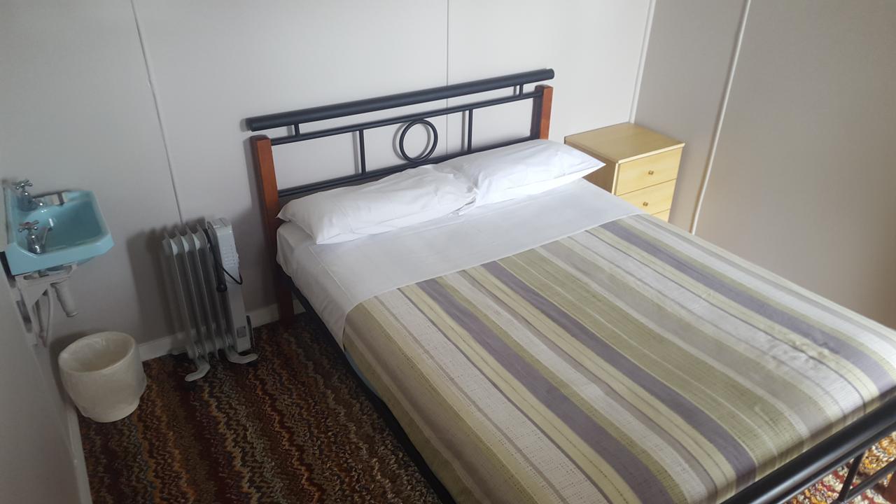 Tingle All Over Budget Accommodation Walpole Esterno foto
