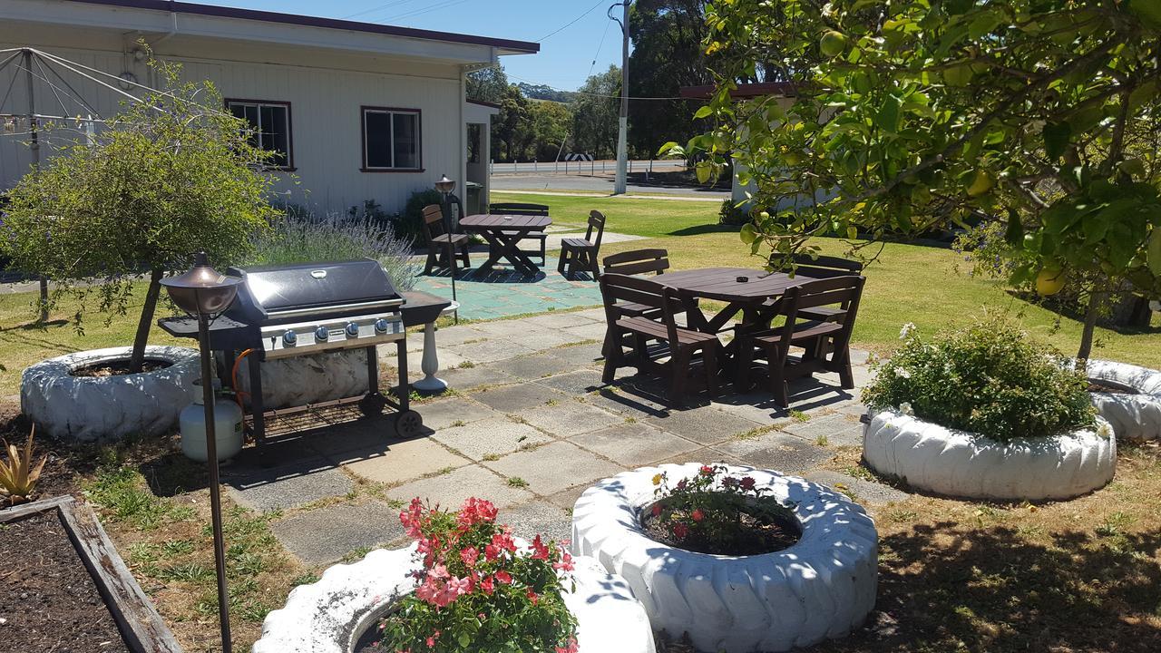 Tingle All Over Budget Accommodation Walpole Esterno foto