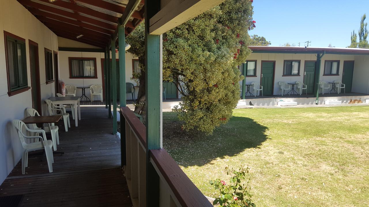 Tingle All Over Budget Accommodation Walpole Esterno foto